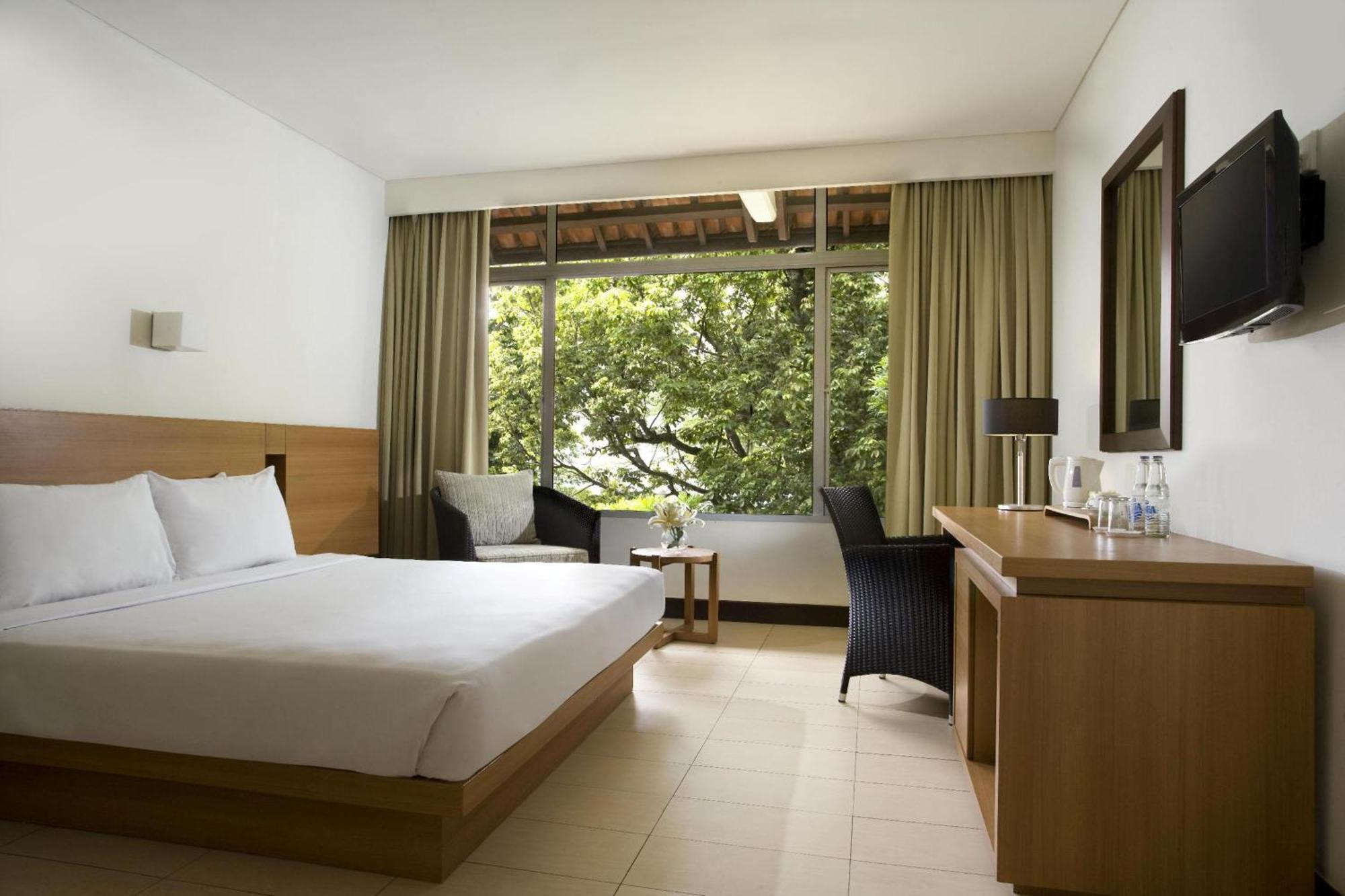 Hotel Santika Bandung Pokój zdjęcie