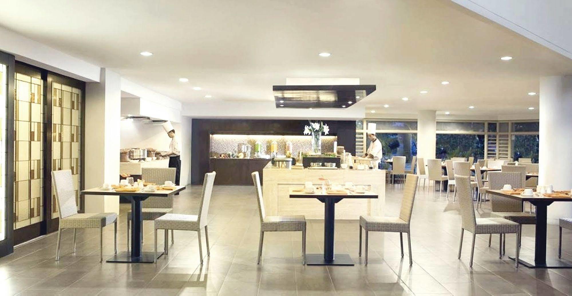 Hotel Santika Bandung Zewnętrze zdjęcie