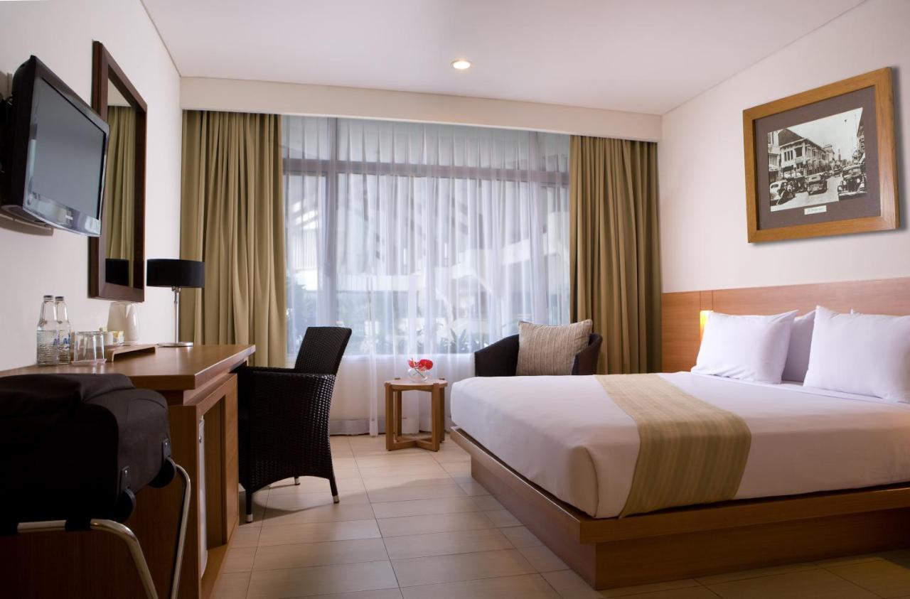 Hotel Santika Bandung Zewnętrze zdjęcie